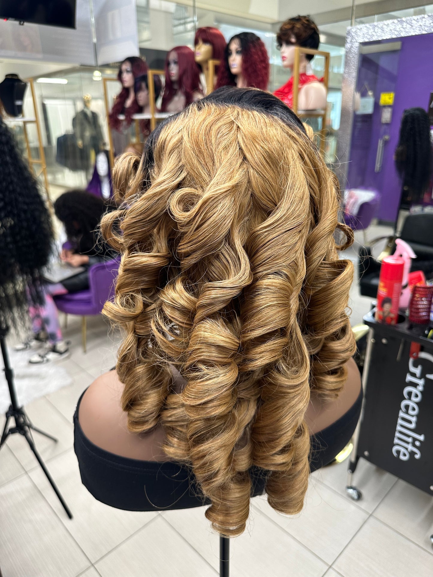 Big Bouncy curl 100% Human hair Brazilian human hair wig